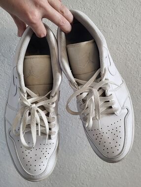 Nike Air Force 1 Low ‘07 Triple White 315122-111 Men’s Size 12 Sneakers